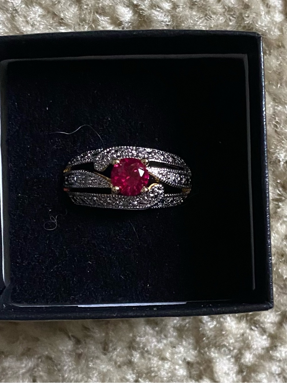 Macy's Silver Ring with Vivid Pink Center Stone size 9